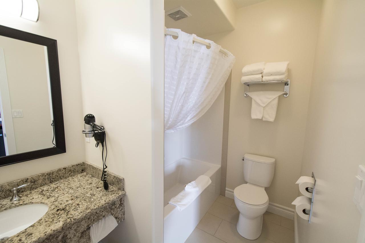 Nova Inn Manning Bagian luar foto