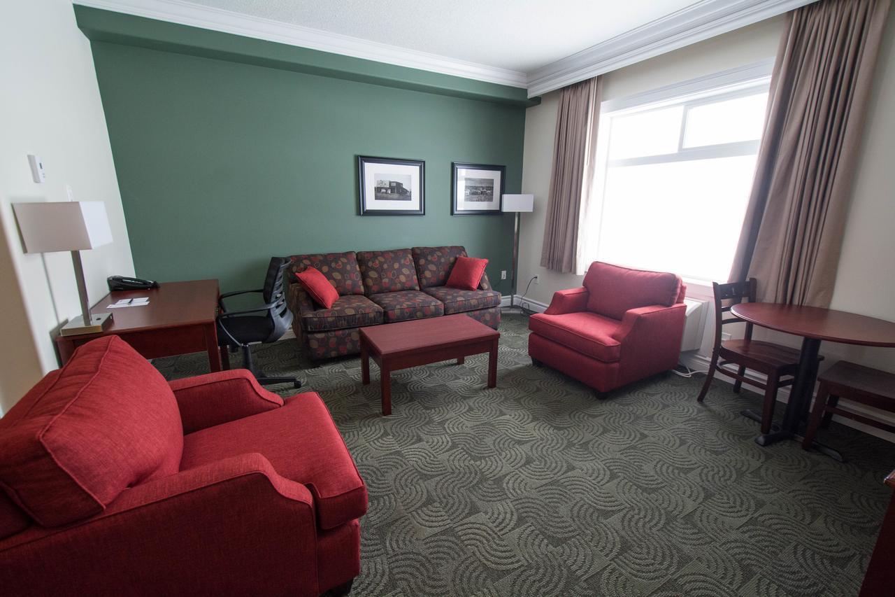 Nova Inn Manning Bagian luar foto